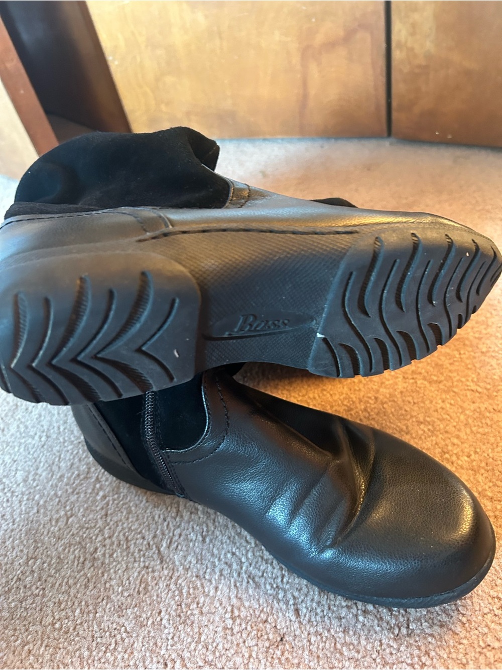 Bass Men’s Black Leather Slip-On Boots